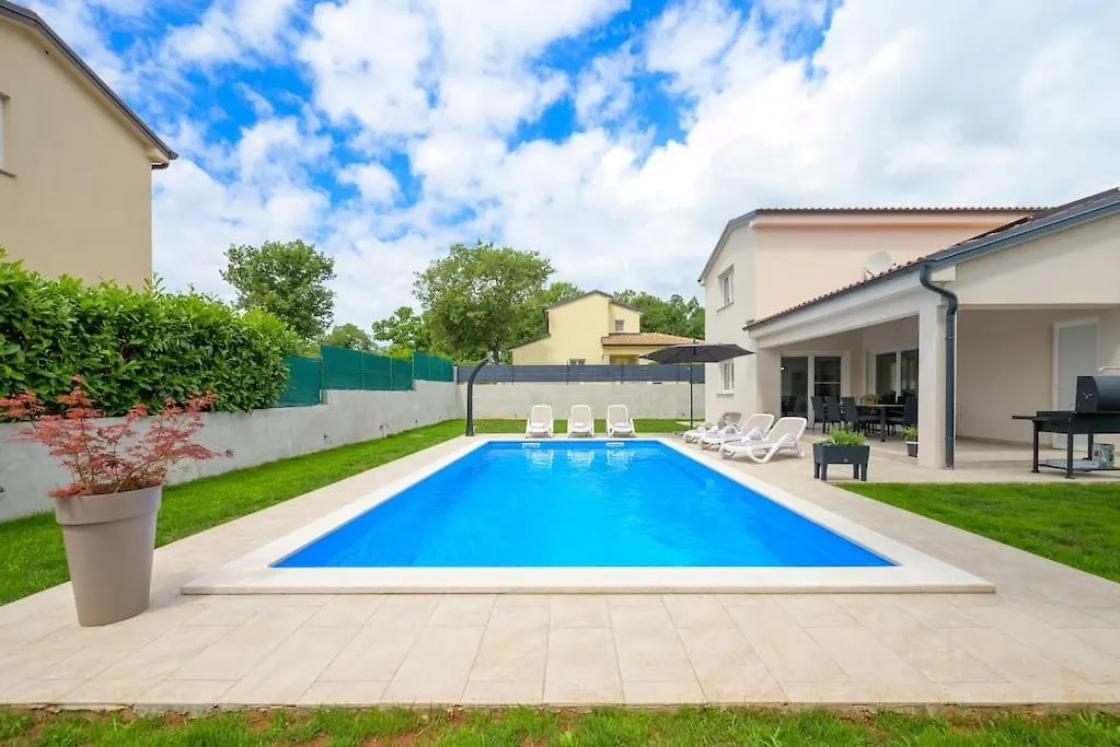 Villa Putina By Istrialux Svetvincenat Croatia